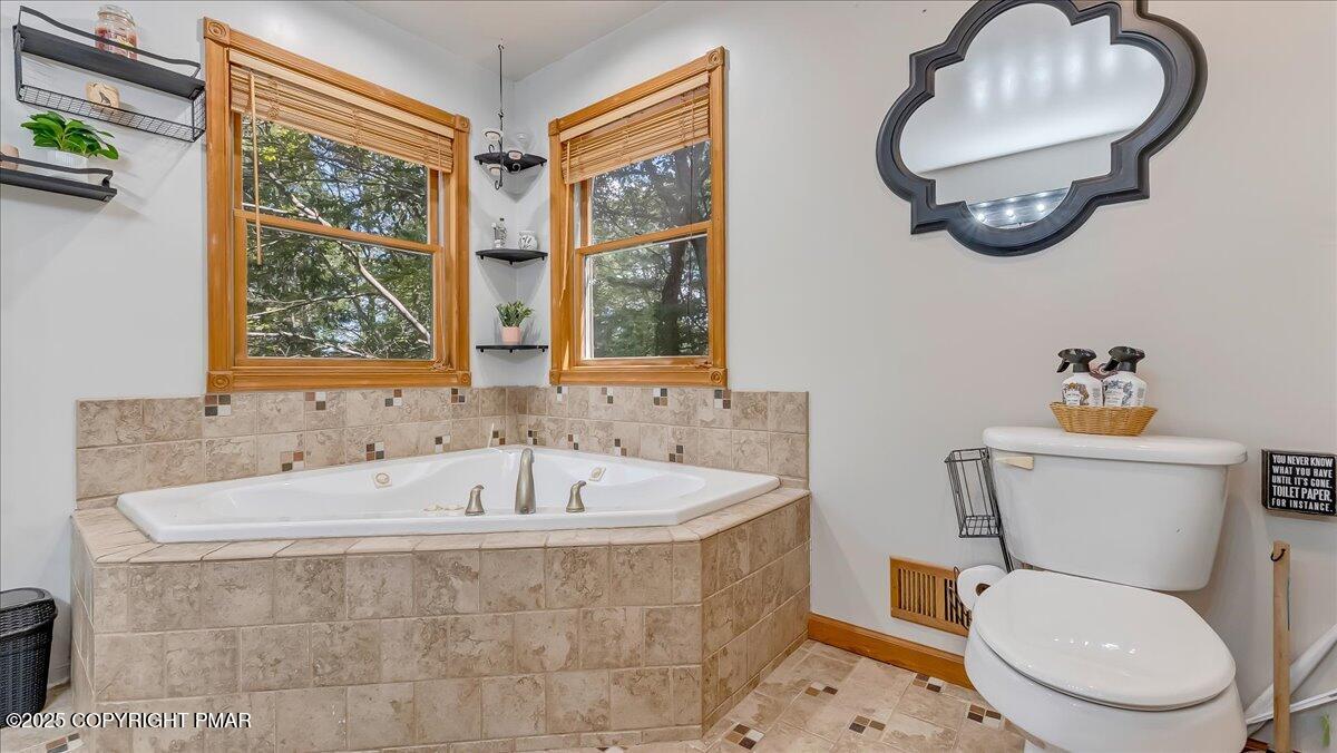 74 Split Rock Road Lake Harmony, PA 18624 - Photo 24 of 77 Primary Bathroom