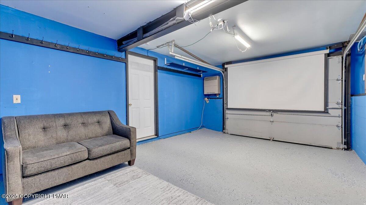 74 Split Rock Road Lake Harmony, PA 18624 - Photo 54 of 77 a living room with furniture