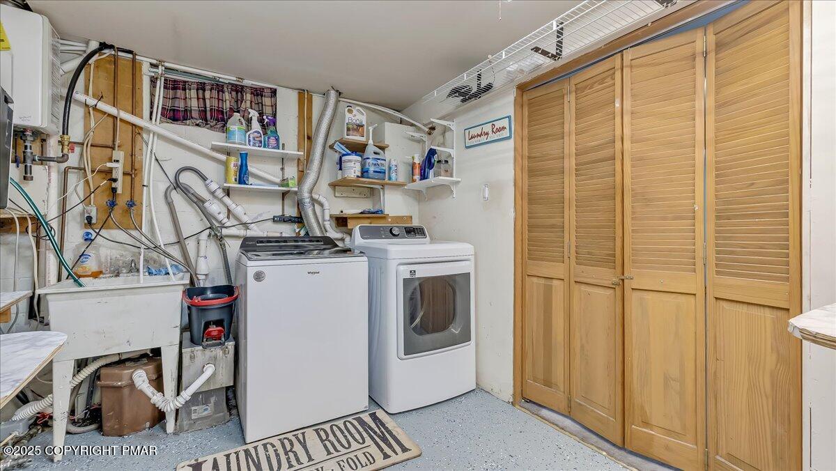 74 Split Rock Road Lake Harmony, PA 18624 - Photo 57 of 77 Laundry Room