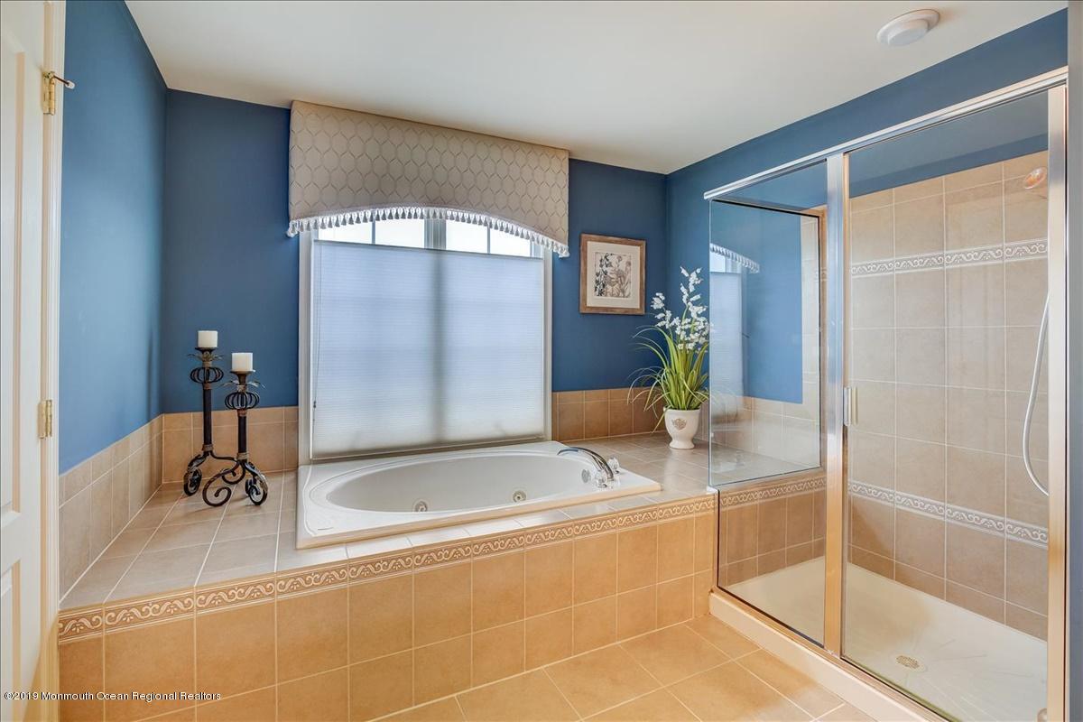 38 Great Bridge Road Freehold, NJ 07728 - Photo 29 of 42 29-Master Bathroom