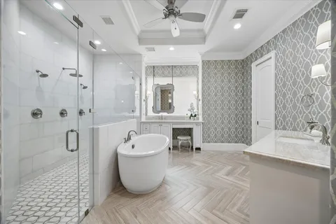 $1,595,000 | 6010 Isla Vista Court, Houston, TX 77041