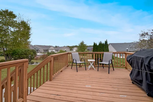 $319,900 | 800 Chief Kewaskum Place, Kewaskum, WI 53040