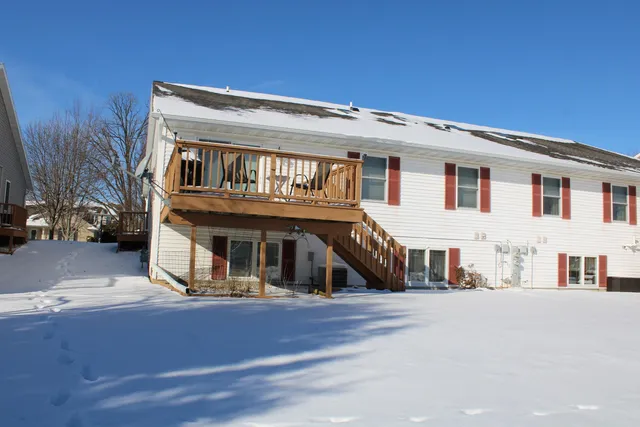 $319,900 | 800 Chief Kewaskum Place, Kewaskum, WI 53040