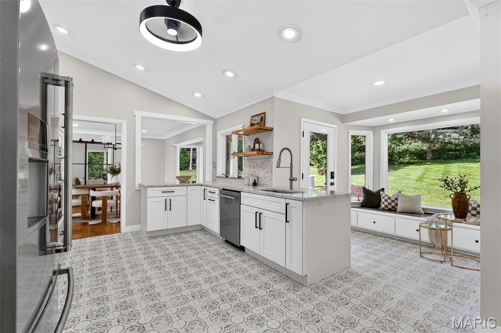 1757 Topping Road Town and Country, MO 63131 - Photo 34 of 97 Gallery Image 34