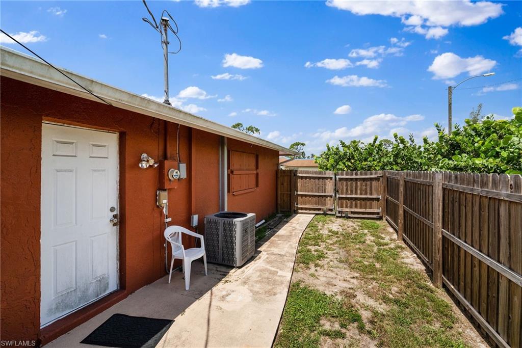 18565 Sebring Road Fort Myers, FL 33967 - Photo 23 of 23 a view of a balcony
