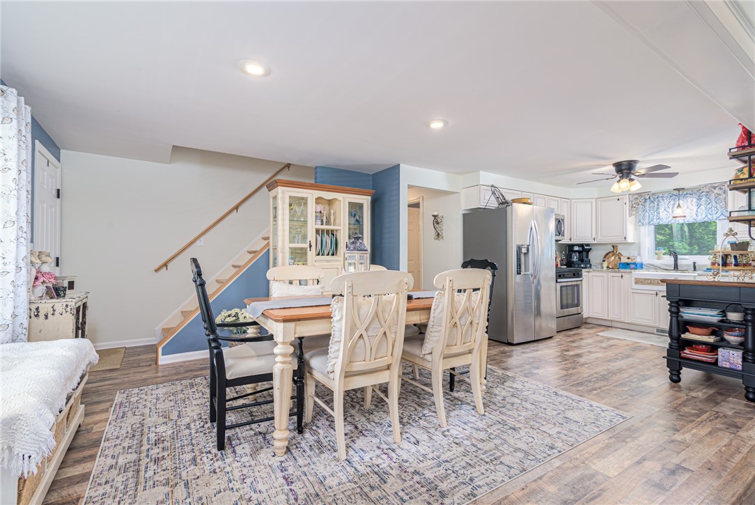 62 Hornbeam Drive Cranston, RI 02921 - Photo 11 of 50