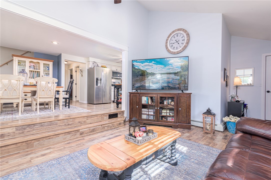 62 Hornbeam Drive Cranston, RI 02921 - Photo 16 of 50