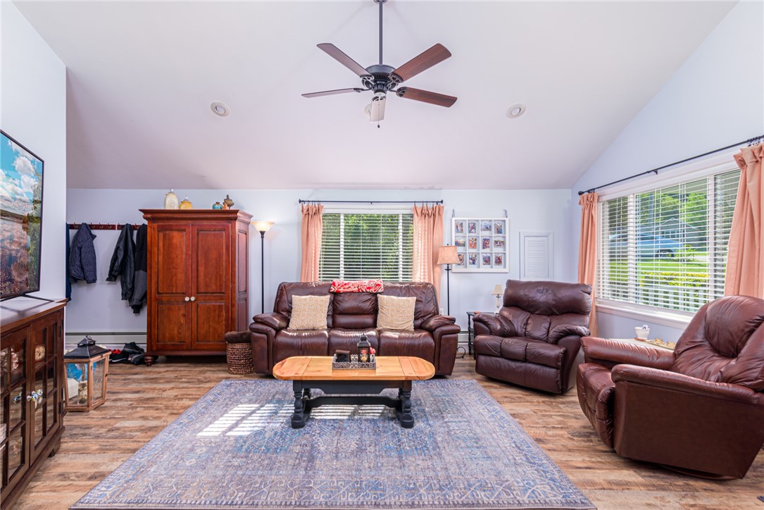 62 Hornbeam Drive Cranston, RI 02921 - Photo 17 of 50