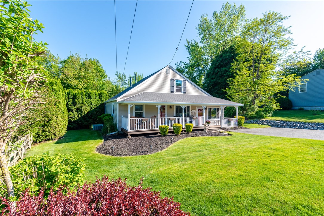 62 Hornbeam Drive Cranston, RI 02921 - Photo 2 of 50