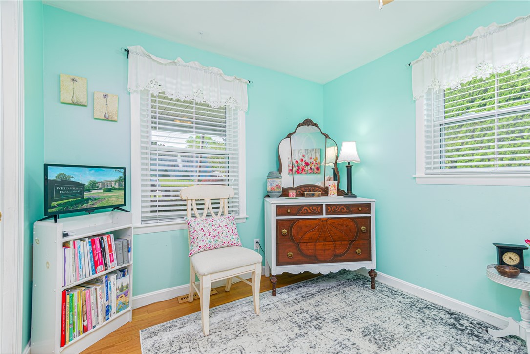 62 Hornbeam Drive Cranston, RI 02921 - Photo 22 of 50