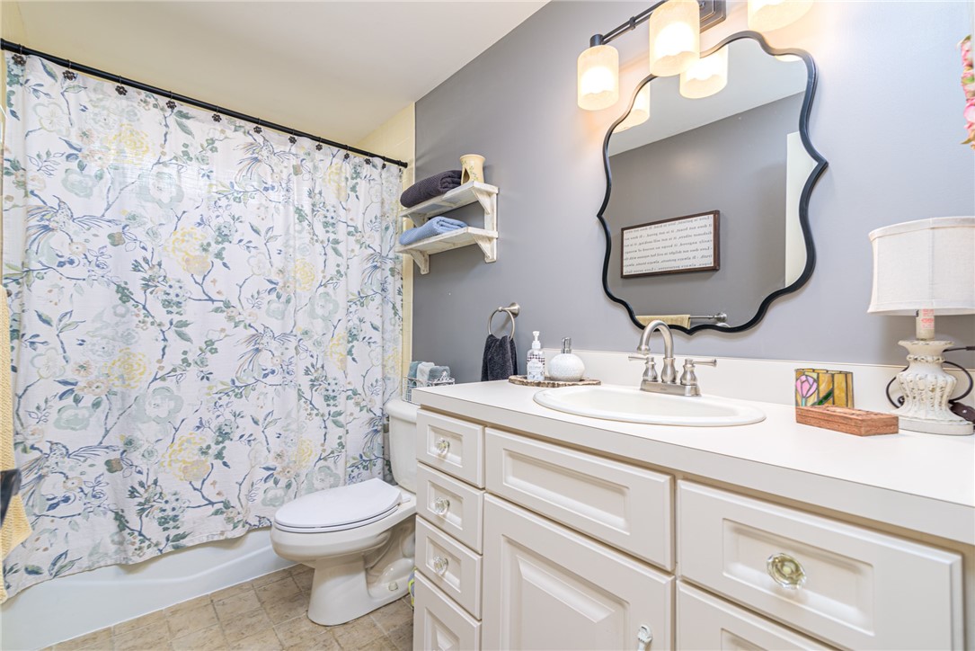 62 Hornbeam Drive Cranston, RI 02921 - Photo 24 of 50