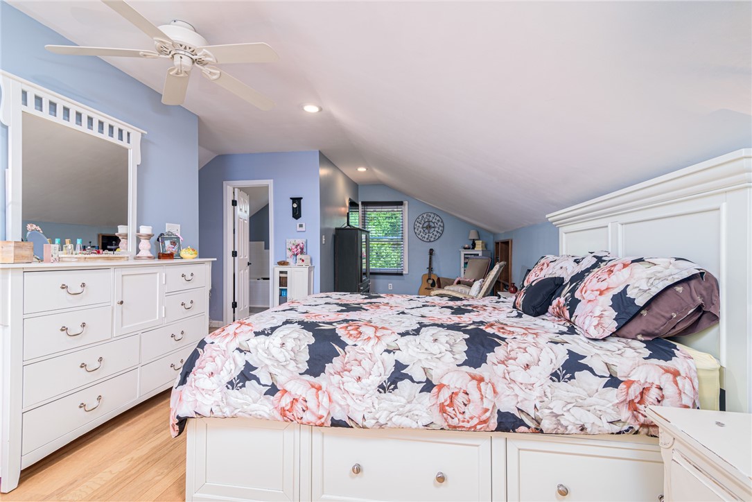 62 Hornbeam Drive Cranston, RI 02921 - Photo 27 of 50