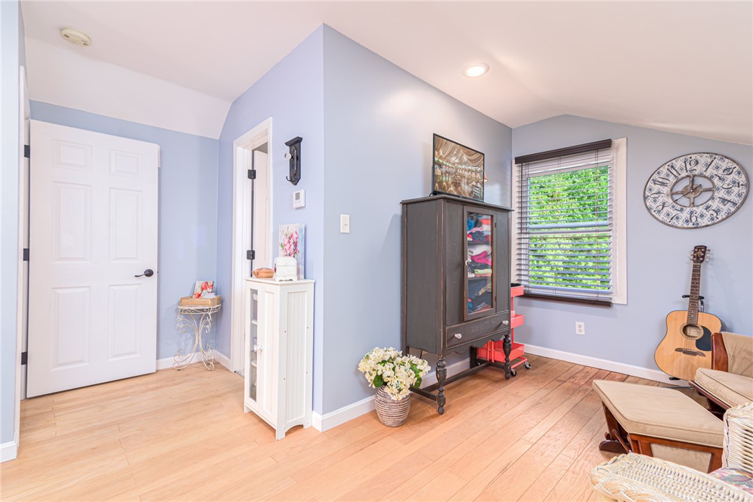 62 Hornbeam Drive Cranston, RI 02921 - Photo 31 of 50