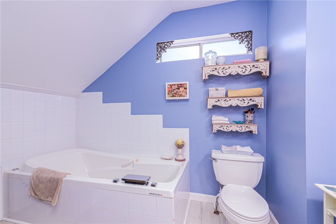 62 Hornbeam Drive Cranston, RI 02921 - Photo 32 of 50