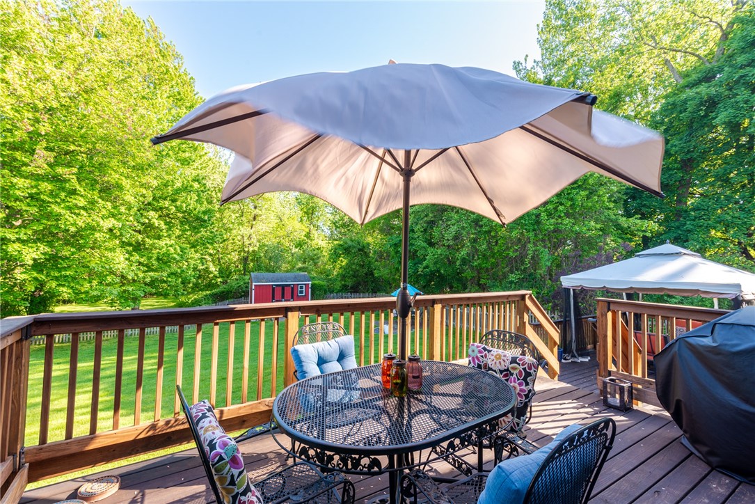 62 Hornbeam Drive Cranston, RI 02921 - Photo 39 of 50