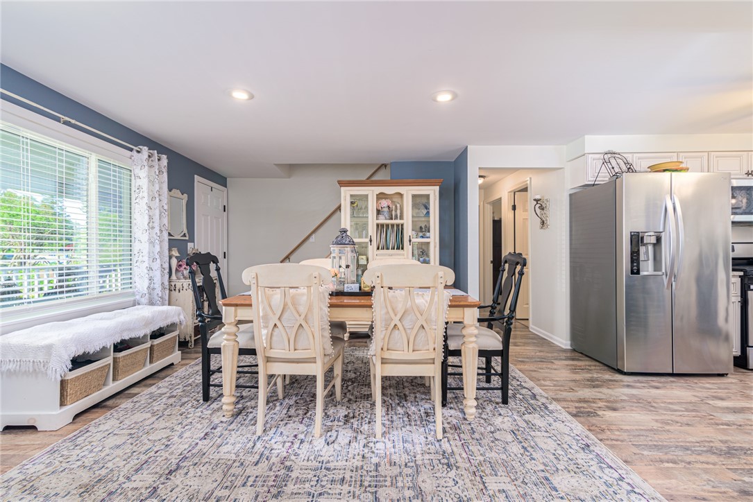 62 Hornbeam Drive Cranston, RI 02921 - Photo 8 of 50