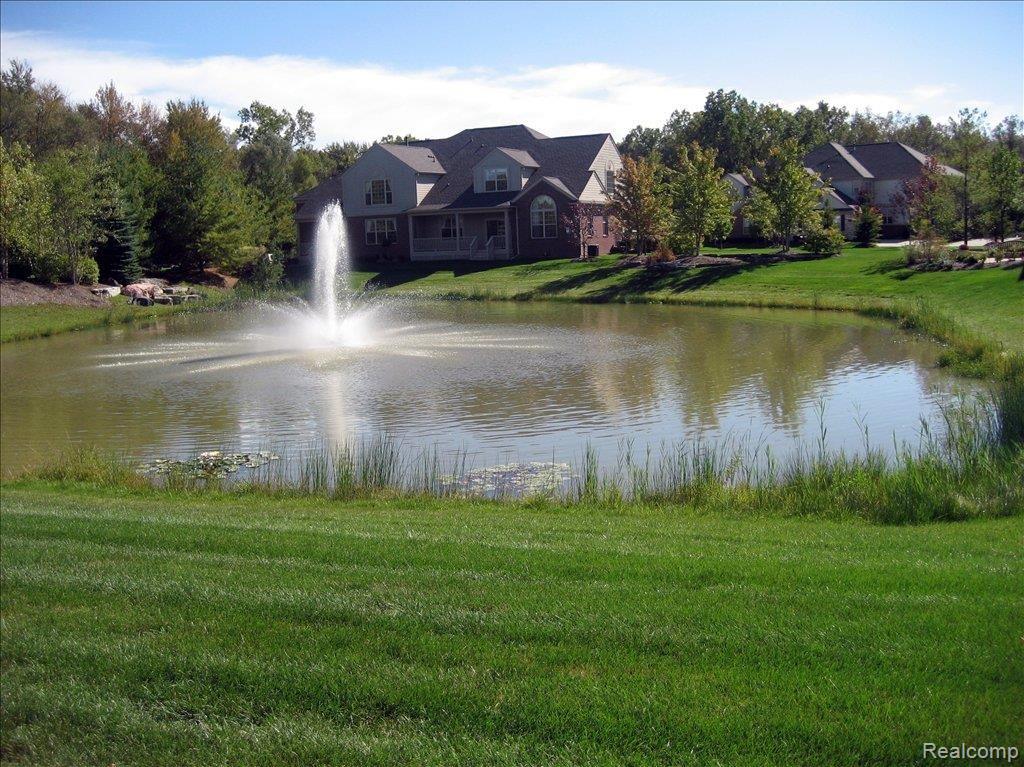 2253 Preserve Lane Rochester, MI 48309 - Photo 5 of 23 POND