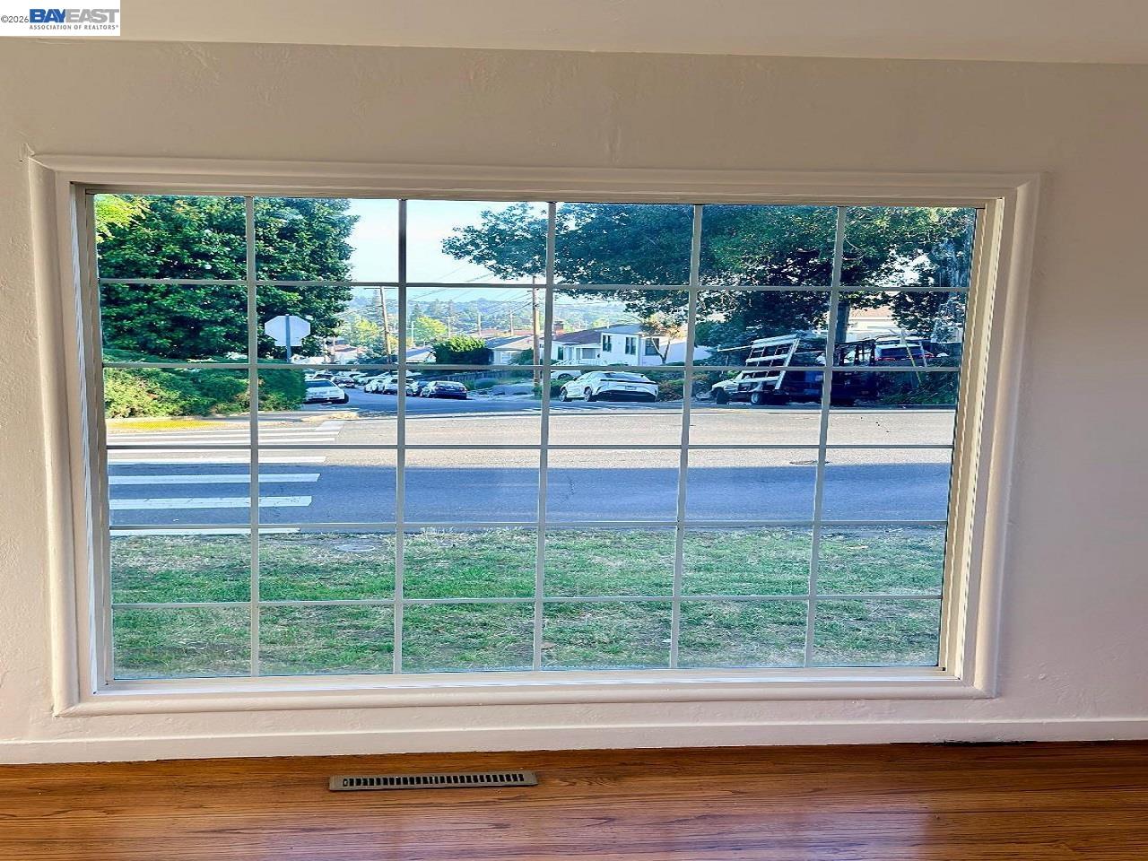 4256 Seven Hills Road Castro Valley, CA 94546 - Photo 5 of 18