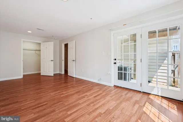 $739,900 | 518 Winding Rose Drive, Rockville, MD 20850