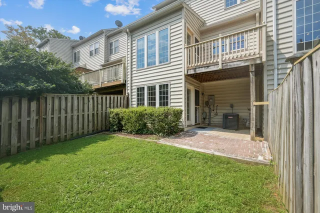 $739,900 | 518 Winding Rose Drive, Rockville, MD 20850