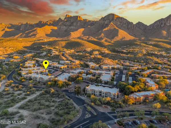 $300,000 | 1500 East Pusch Wilderness Drive, Unit 8204, Tucson, AZ 85737