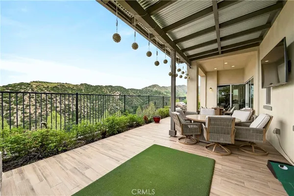 $895,000 | 18743 Alara Lane, Canyon Country, CA 91387