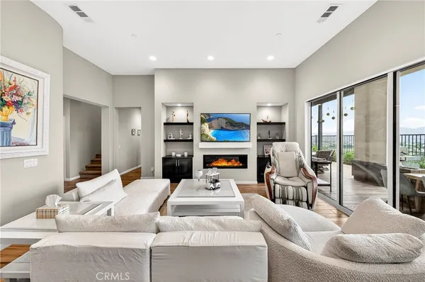 $895,000 | 18743 Alara Lane, Canyon Country, CA 91387