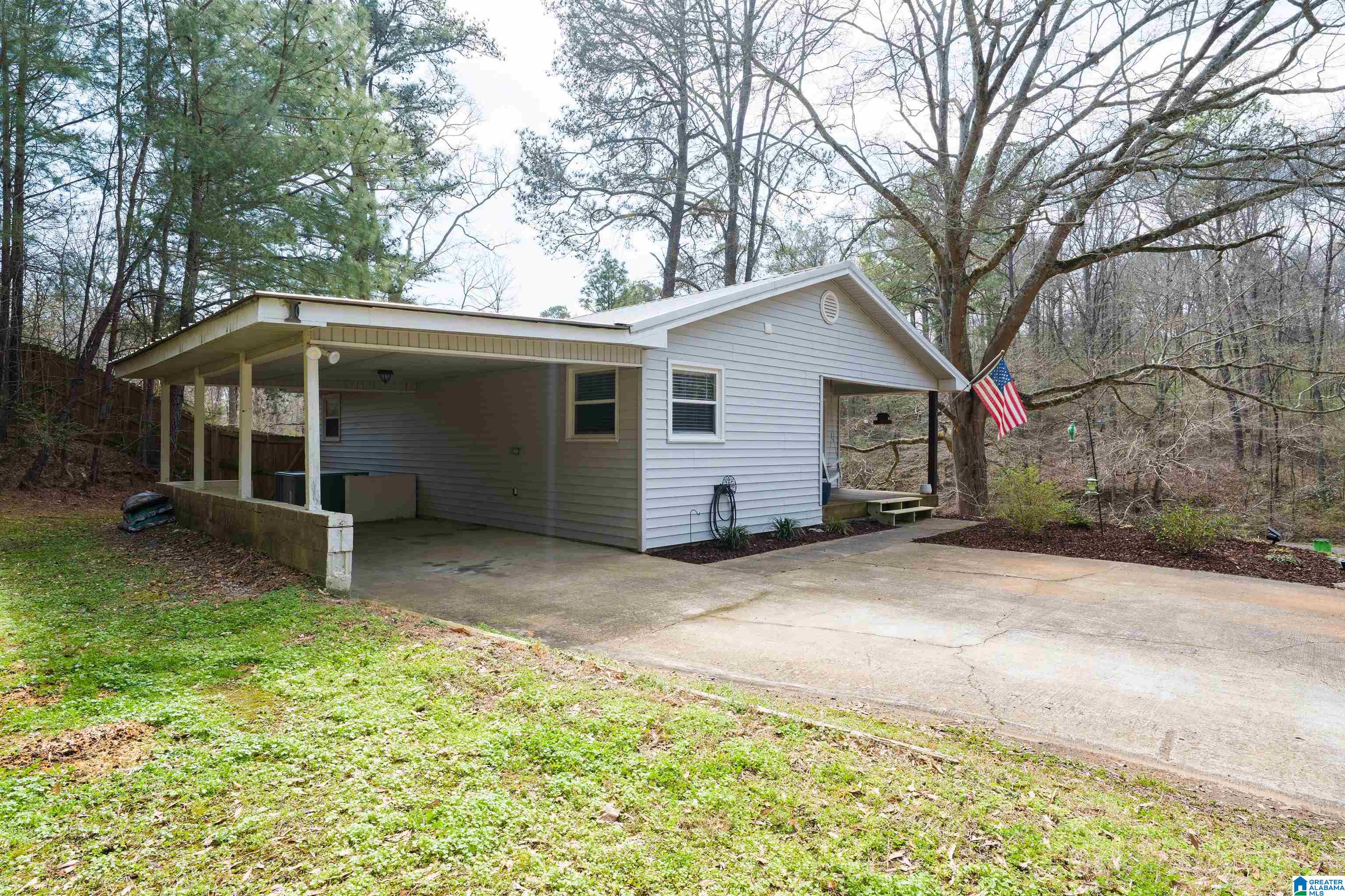 578 Cross Street Springville, AL 35146 - Photo 4 of 20