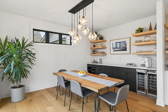 $1,499,000 | 26390 Alexander Lane, Shorewood, MN 55331