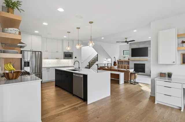 $1,499,000 | 26390 Alexander Lane, Shorewood, MN 55331