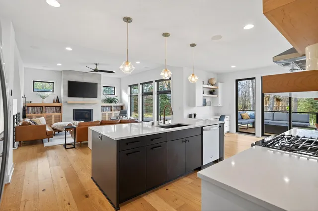 $1,499,000 | 26390 Alexander Lane, Shorewood, MN 55331