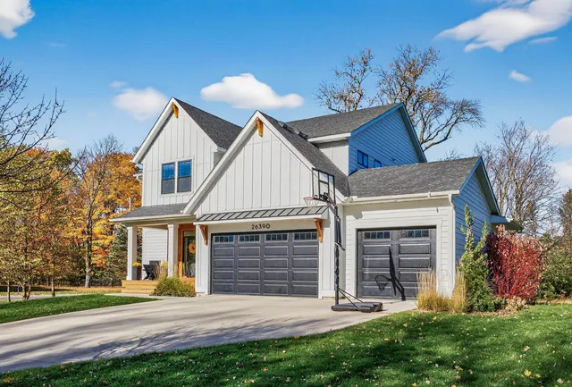 $1,499,000 | 26390 Alexander Lane, Shorewood, MN 55331
