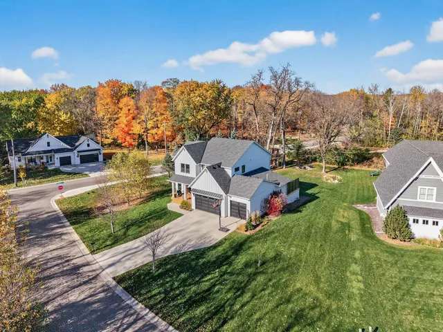 $1,499,000 | 26390 Alexander Lane, Shorewood, MN 55331