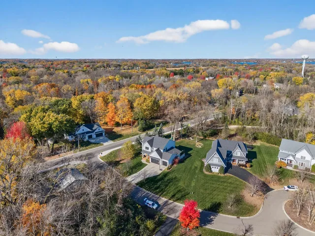 $1,499,000 | 26390 Alexander Lane, Shorewood, MN 55331