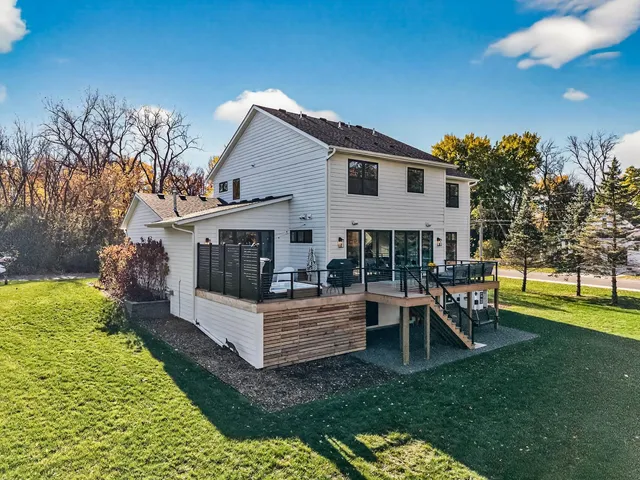 $1,499,000 | 26390 Alexander Lane, Shorewood, MN 55331