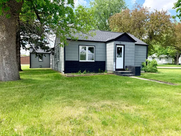 $179,000 | 1857 1st Avenue, Worthington, MN 56187