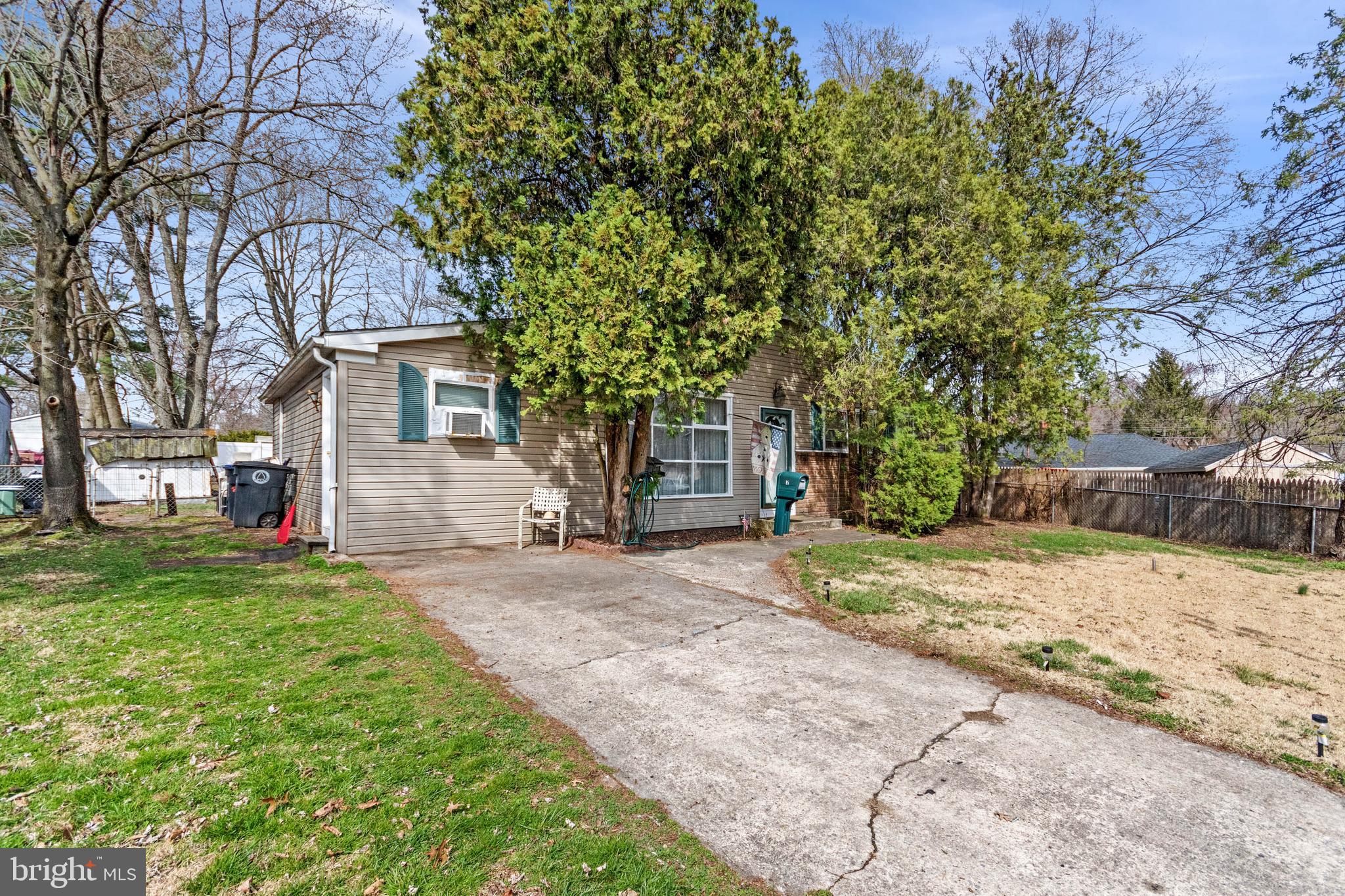 2 Mercedes Road Lindenwold, NJ 08021 - Photo 2 of 29