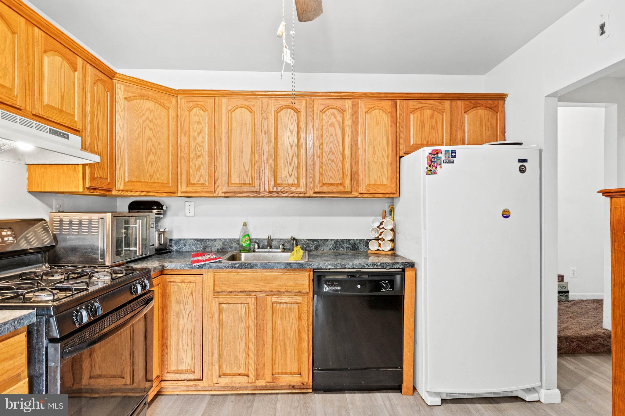 2 Mercedes Road Lindenwold, NJ 08021 - Photo 6 of 29