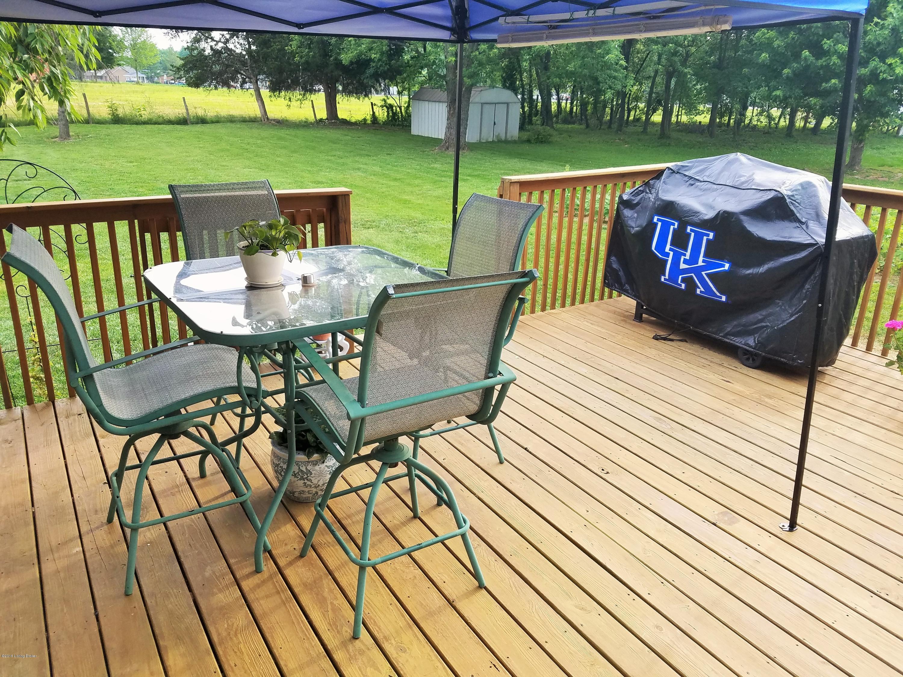 130 Country Vw Ests Road Loretto, KY 40037 - Photo 14 of 16 13 DECK