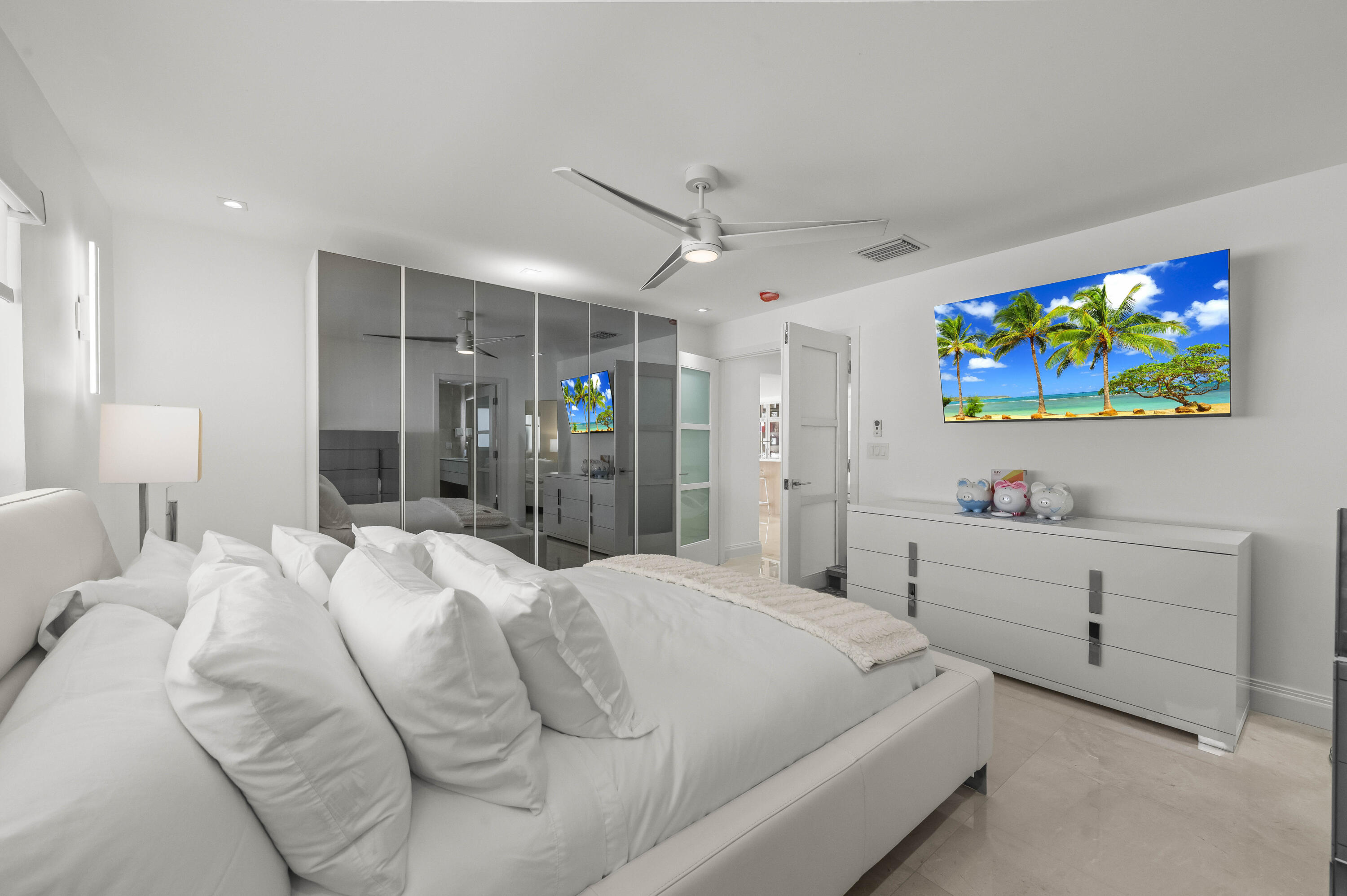 838 West Palmetto Park Road Boca Raton, FL 33486 - Photo 20 of 37 Master Bedroom