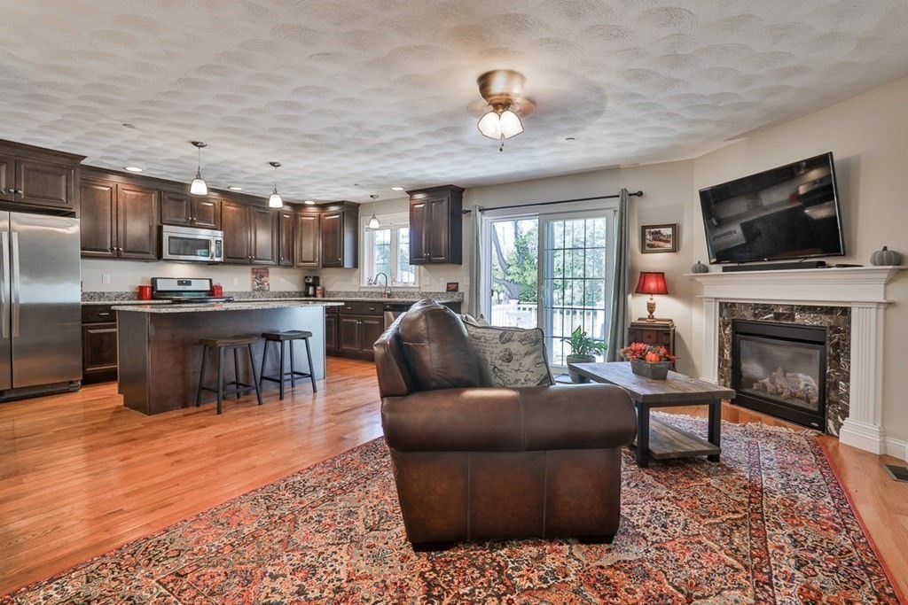 4 Freedom Way, Unit 4 Merrimac, MA 01860 - Photo 3 of 36 Gallery Image 3
