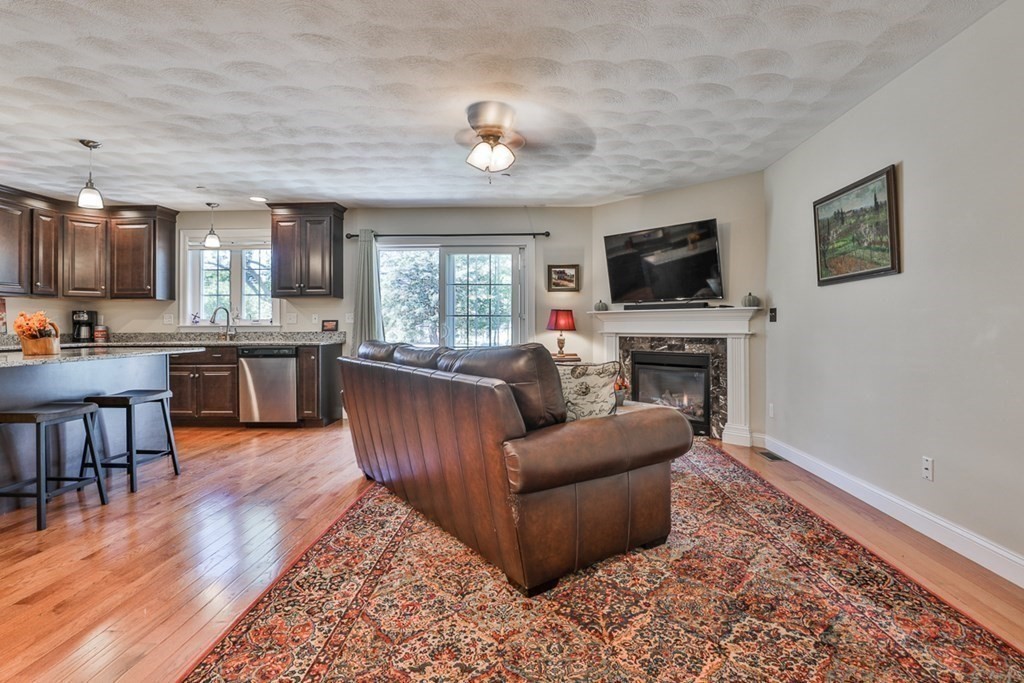 4 Freedom Way, Unit 4 Merrimac, MA 01860 - Photo 5 of 36 Gallery Image 5