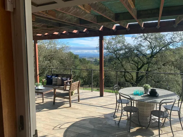 $2,295,000 | 3778 Burke Place, Sonoma, CA 95476