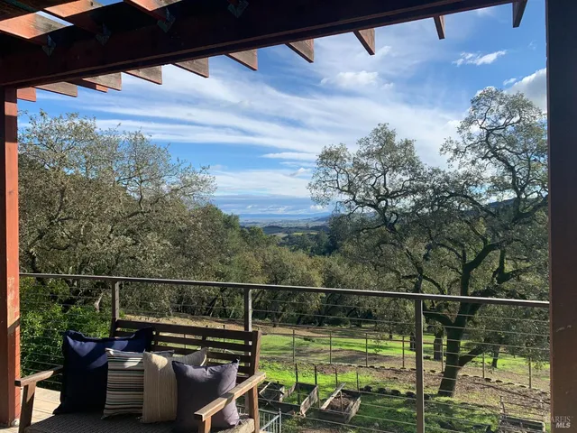 $2,295,000 | 3778 Burke Place, Sonoma, CA 95476