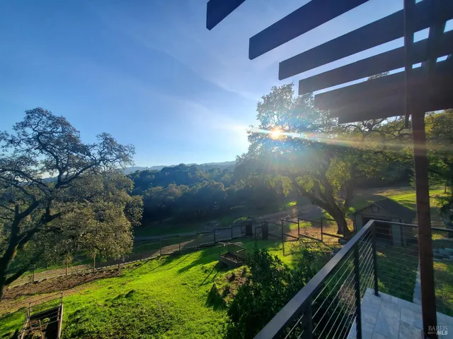 $2,295,000 | 3778 Burke Place, Sonoma, CA 95476