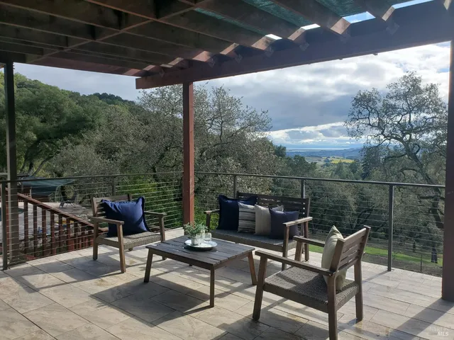 $2,295,000 | 3778 Burke Place, Sonoma, CA 95476