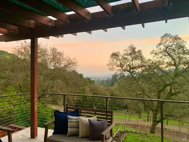 $2,295,000 | 3778 Burke Place, Sonoma, CA 95476