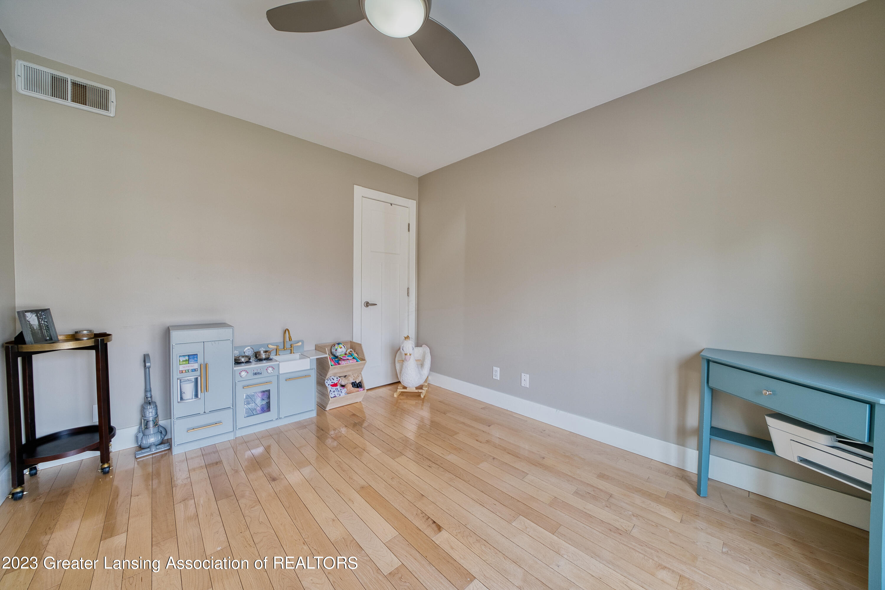 1175 Buckingham Road Haslett, MI 48840 - Photo 21 of 58 Bedroom 4/Den