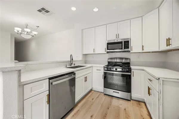 $3,100 | 932 South Country Glen Way, Anaheim Hills, CA 92808