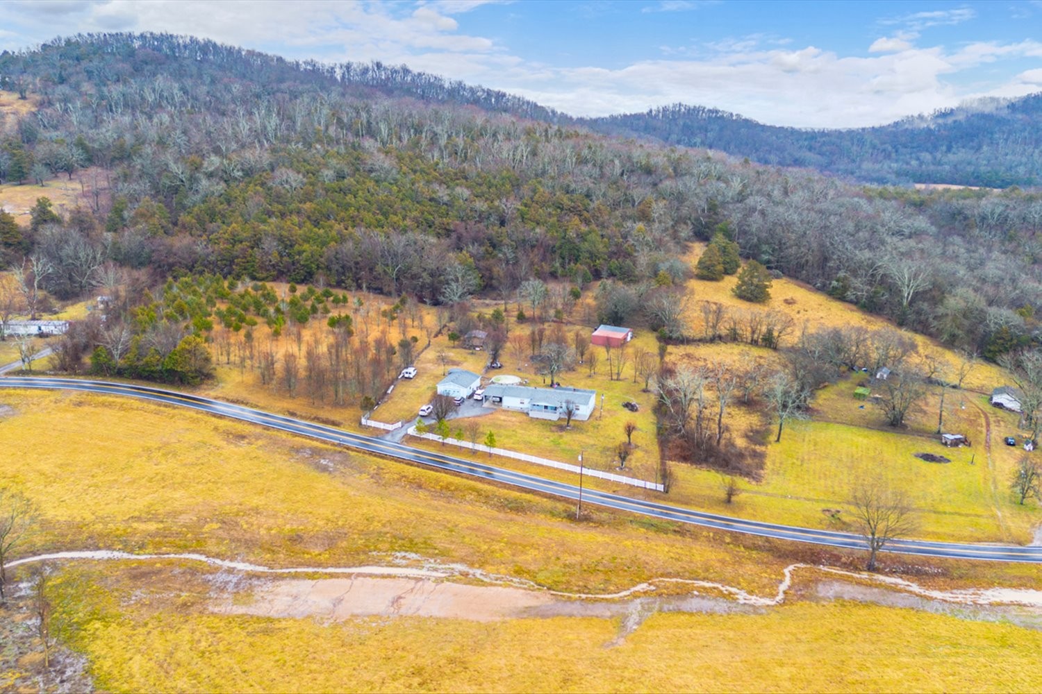 570 Coop Road Bell Buckle, TN 37020 - Photo 9 of 49